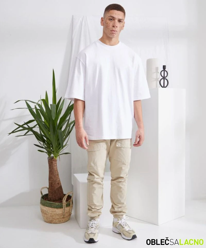 Pánske oversize tričko HUGE TEE BY193 Build your Brand