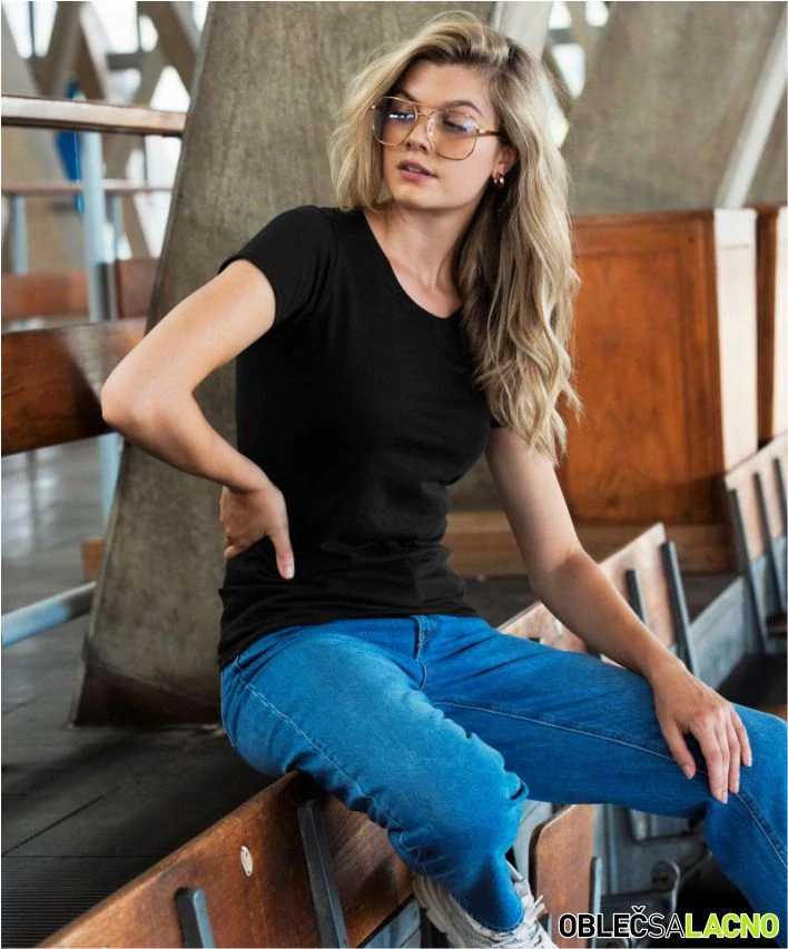 Dámské tričko z ťažkej bavlny AUTHENTIC Russell